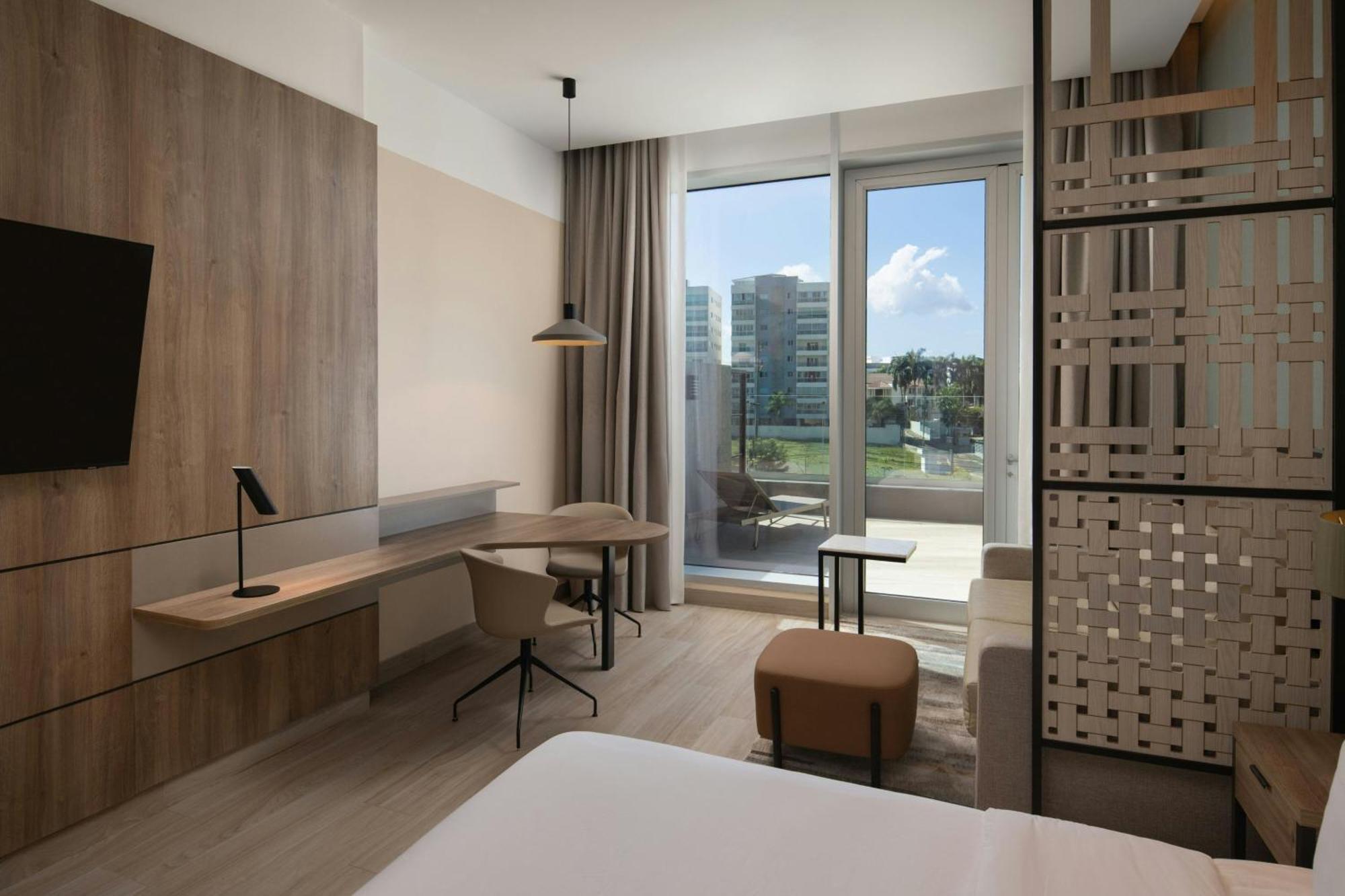 Residence Inn By Marriott 圣地亚哥洛斯卡巴 外观 照片